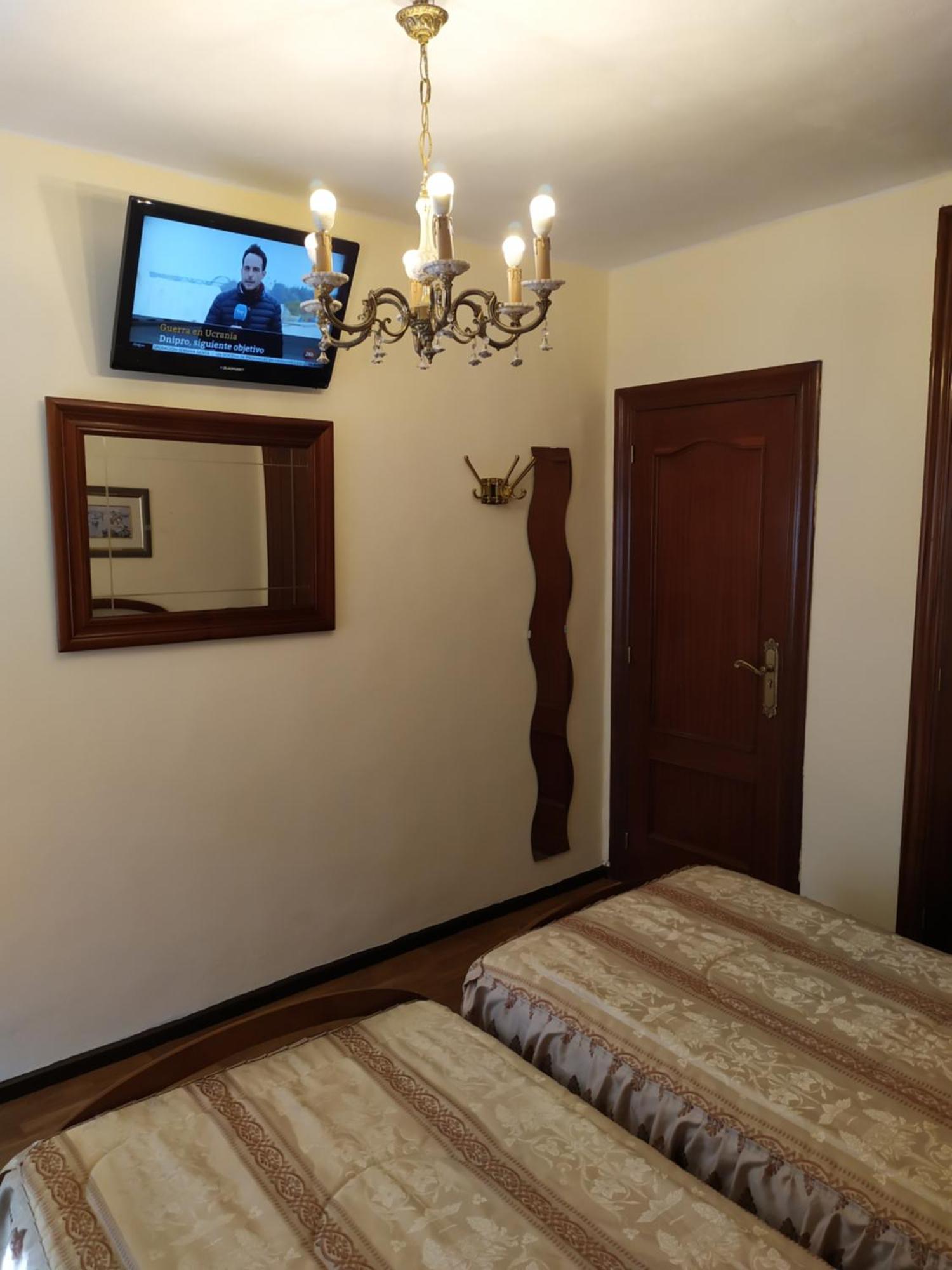 Habitacion Matrimonial Centro Ciudad Oviedo Ngoại thất bức ảnh